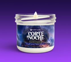 Vela Corte Noche pequeña encendida