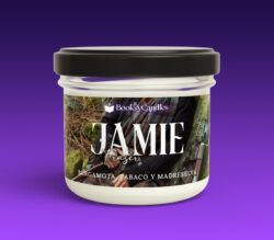 Vela Jamie Fraser pequeña