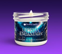 Vela Libreria Encantada pequeña encendida