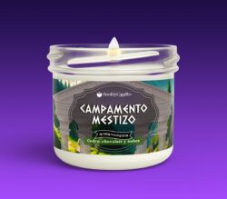 Vela Campamento Mestizo pequeña encendida