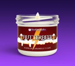 Vela Butterbeer pequeña encendida