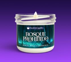 Vela Bosque Prohibido pequeña encendida