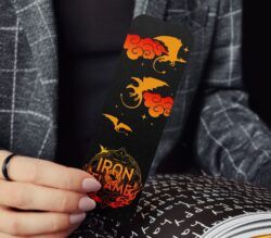 Marcapáginas Iron flame